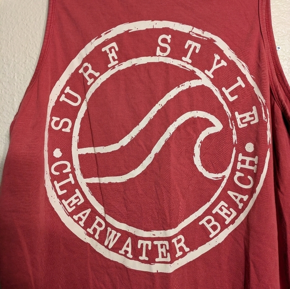 Surf Style Red Rash Guard with Wave Design Pre-owned Size Xl - Picture 3 of 7